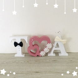 イニシャルオブジェ(白)日付け入りフラワー3点セット その他