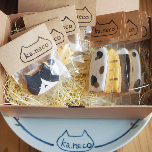handmade.knk♡お菓子のまとめ売り 送料込み】ねこかお4袋＊アイシングクッキー クッキー お菓子