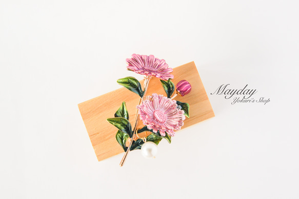 『優雅なブローチシリーズ〜可愛いマーガレットのブローチ』 4枚目の画像