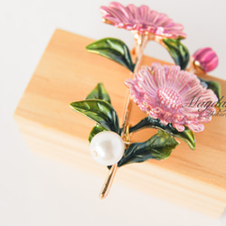 『優雅なブローチシリーズ〜可愛いマーガレットのブローチ』 8枚目の画像