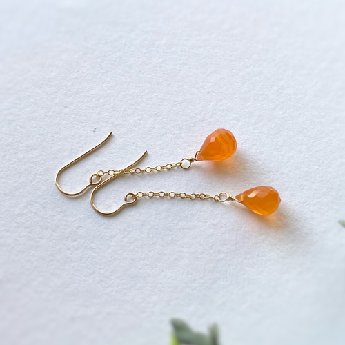 14kgfドルフィンカービングピアス/イヤリング 14kgfドルフィンカービングピアス/イヤリング 14KGF きらめくぶどうの