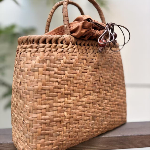 国産山葡萄 山葡萄籠バッグ 手作り 網代編み 巾着タイプ内布 固定式