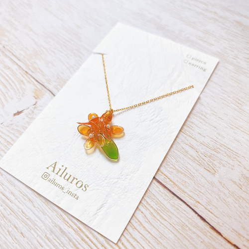 金木犀のネックレス ワイヤー レジン ディップ キンモクセイ 秋