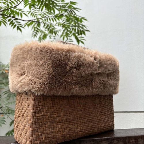 国産山葡萄　手作り　かごバッグ　網代編み　ファスナー内布付 国産山葡萄 手作り かごバッグ 網代編み A4サイズ適応