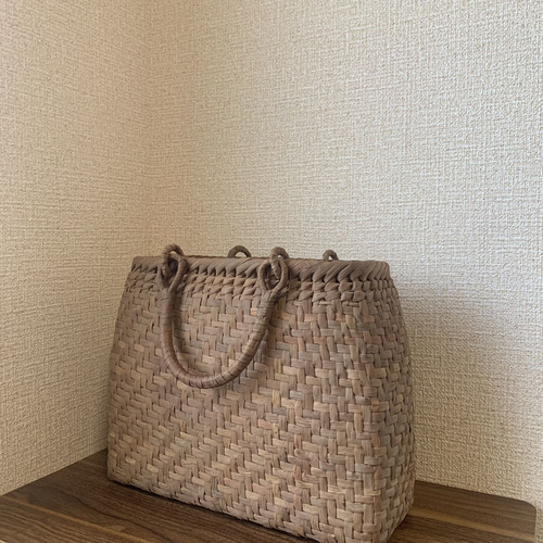 山葡萄籠バック国産蔓使用　網代編み　サイズL 98300 Lサイズ 山葡萄 籠 かご バック 網代編・やまぶどう籠
