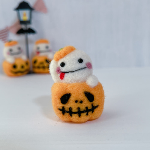 受注制作(ハロウィン)オバケinおばけカボチャ① 羊毛フェルト アトリエ