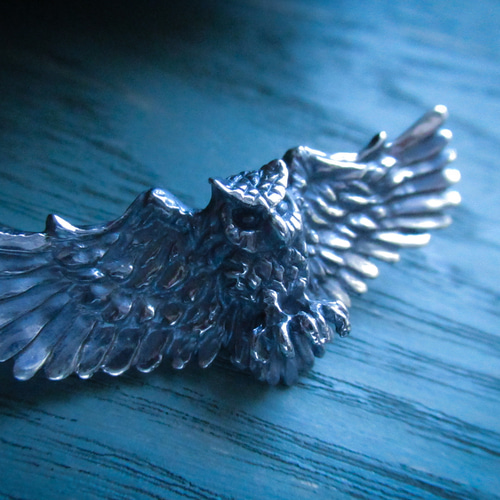 銀の滴ふるふる-梟のブローチ-/SV925 ブローチ 愛芽 通販 7879930