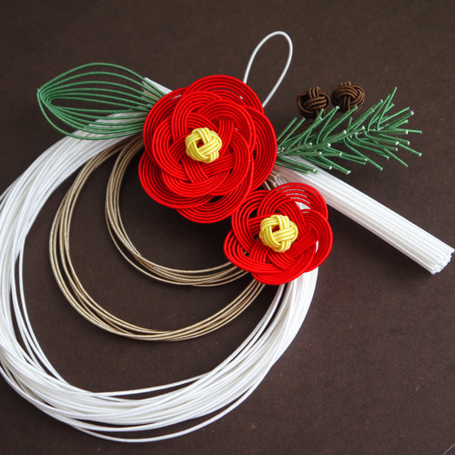 水引 赤い椿のお正月飾り しめ縄・しめ飾り 菜の花工房 通販 7885086