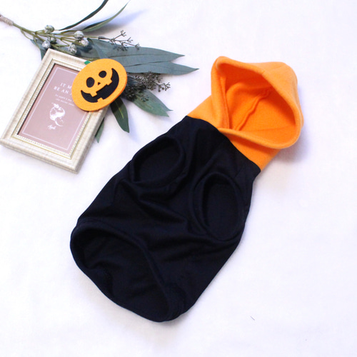 りん。　ハンドメイド　犬服　ハロウィン　タンクトップ① ③ 2着 Halloween早割SALE 犬服 ハロウィンタンクトップ ペット服