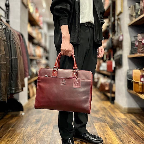 英国デザイン牛革かばんValiseビジネス ブラックチェリー ラージ