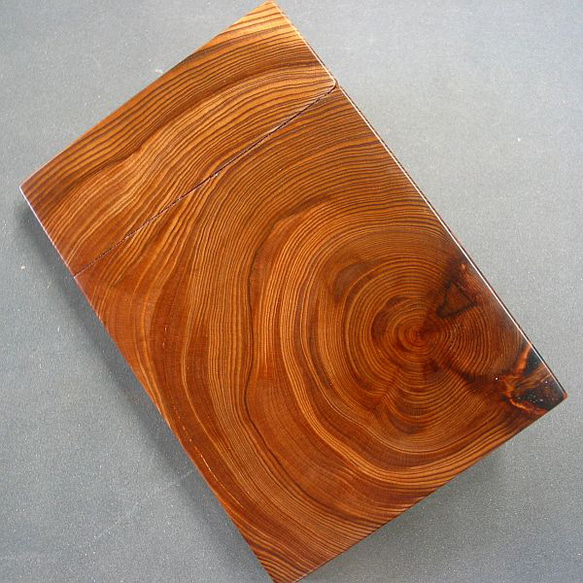 屋久杉】木製名刺入れ 緻密な年輪は素晴らしい【即日発送】 名刺入れ