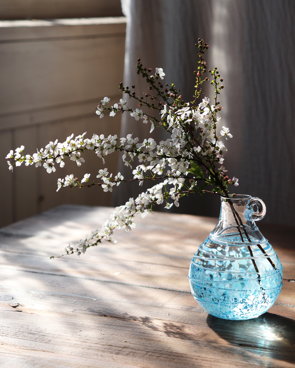 「花色一輪挿し ネモフィラブルー」贈り物 ギフト サファイア スミレ 紫陽花 青空 海 蒼 碧 クリスタルガラス 3枚目の画像