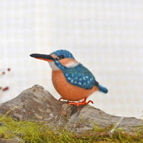 受注後制作】羊毛フェルト 野鳥 小鳥 卓上マスコット カワセミ♀ 羊毛