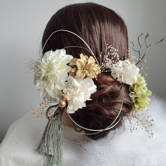 純白ダリアの成人式髪飾り 白無垢 タッセル ヘアアクセ ヘア