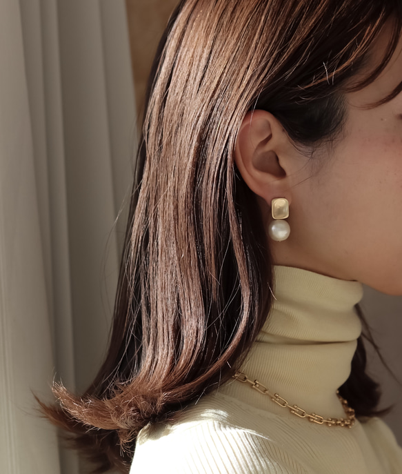 方形金色棉質珍珠耳環（防過敏） 第20張的照片