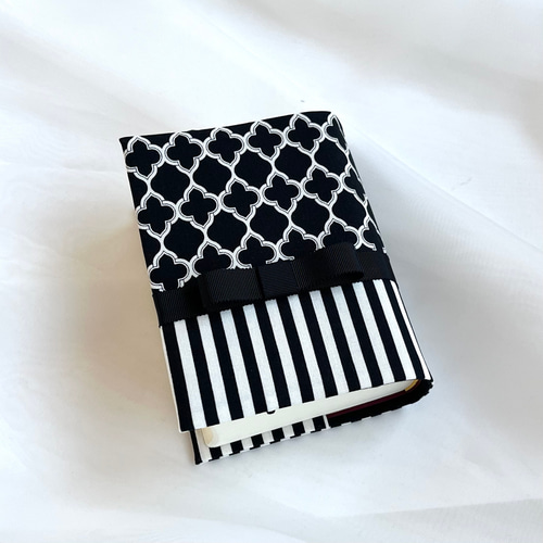 usagi3　聖書カバー　讃美歌カバー　こどもさんびかカバー　濃紺　男の子 手刺繍 聖書カバー 讃美歌カバー こどもさんびか 文庫本 濃紺