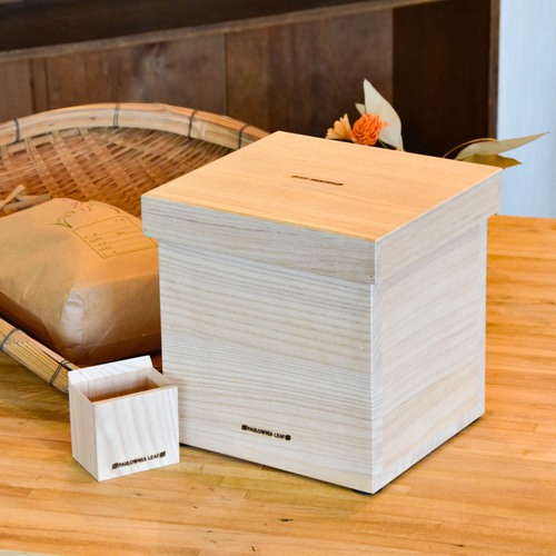 津南桐 桐たんす屋の米びつ~5kg~ ☆一合升付き☆ 保存容器