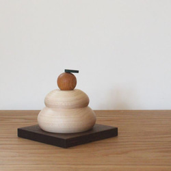 木の鏡餅 ミニサイズ｜木製 かがみもち お正月 飾り モダン  新年 迎春 お年賀 9枚目の画像