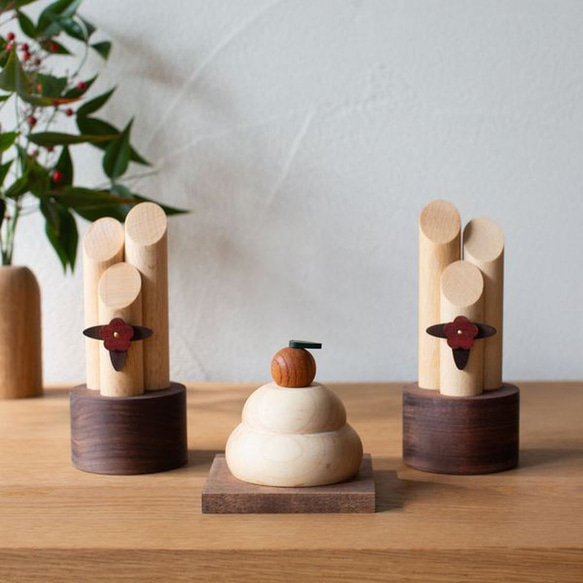 木の鏡餅 ミニサイズ｜木製 かがみもち お正月 飾り モダン  新年 迎春 お年賀 5枚目の画像