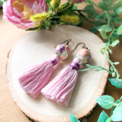 令和のお花 陶ビーズピアス 菫色・梅色・桜色タッセル/陶器製 桜 梅 菫 10枚目の画像