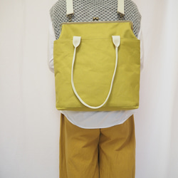 A4サイズもラクラク収納！帆布のがまぐち3wayリュックサック≪ヒワグリーン≫ 10枚目の画像