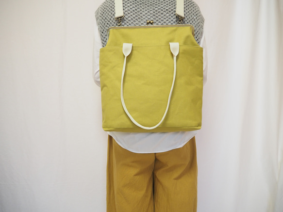 A4サイズもラクラク収納！帆布のがまぐち3wayリュックサック≪ヒワグリーン≫ 10枚目の画像