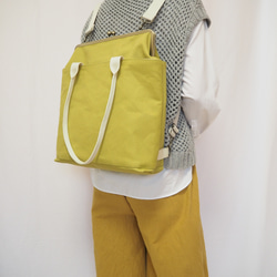 A4サイズもラクラク収納！帆布のがまぐち3wayリュックサック≪ヒワグリーン≫ 11枚目の画像