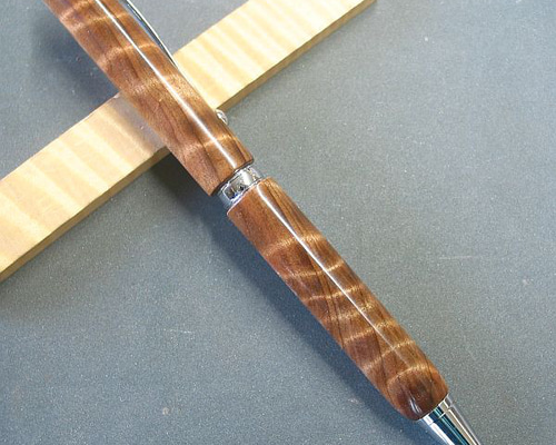 杉】木軸ボールペン 金襴杢が綺麗【即日発送】 ☆シャープペンに変更可