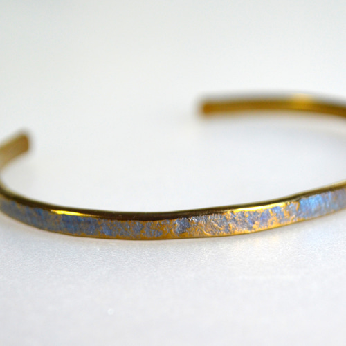 Titanium bangle・チタンバングル=岩目=楕円形・内径56mm