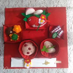 フェルトのお食い初め朱色・黒色お皿セット☆受注製作 食器・家具 めぐ