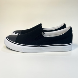 別緻黑 x 霧黑雙色懶人鞋（防水版）22.0cm~29.0cm 第4張的照片