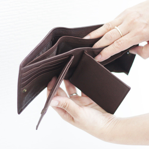 折り財布　ケース Lee（リー） 財布 二つ折り クリアポケット付き メンズ レディース 二