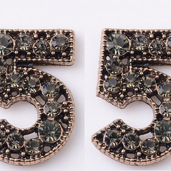 ネイルパーツ 1個 数字 チャーム デコパーツ アンティーク ハンド