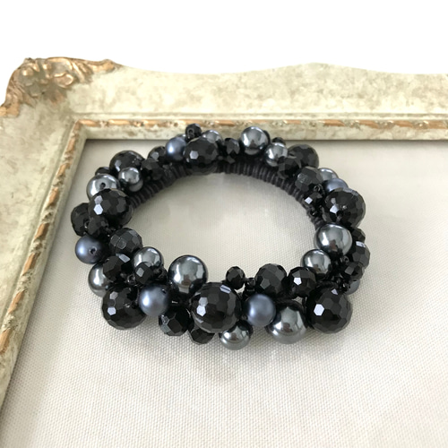 ブラック ビジュー クロッシェ シュシュ 黒 モノトーン かぎ針
