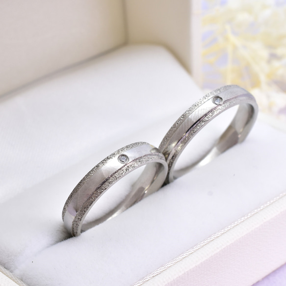 ブライダル・結婚指輪に】刻印10文字・誕生石込みペアリング