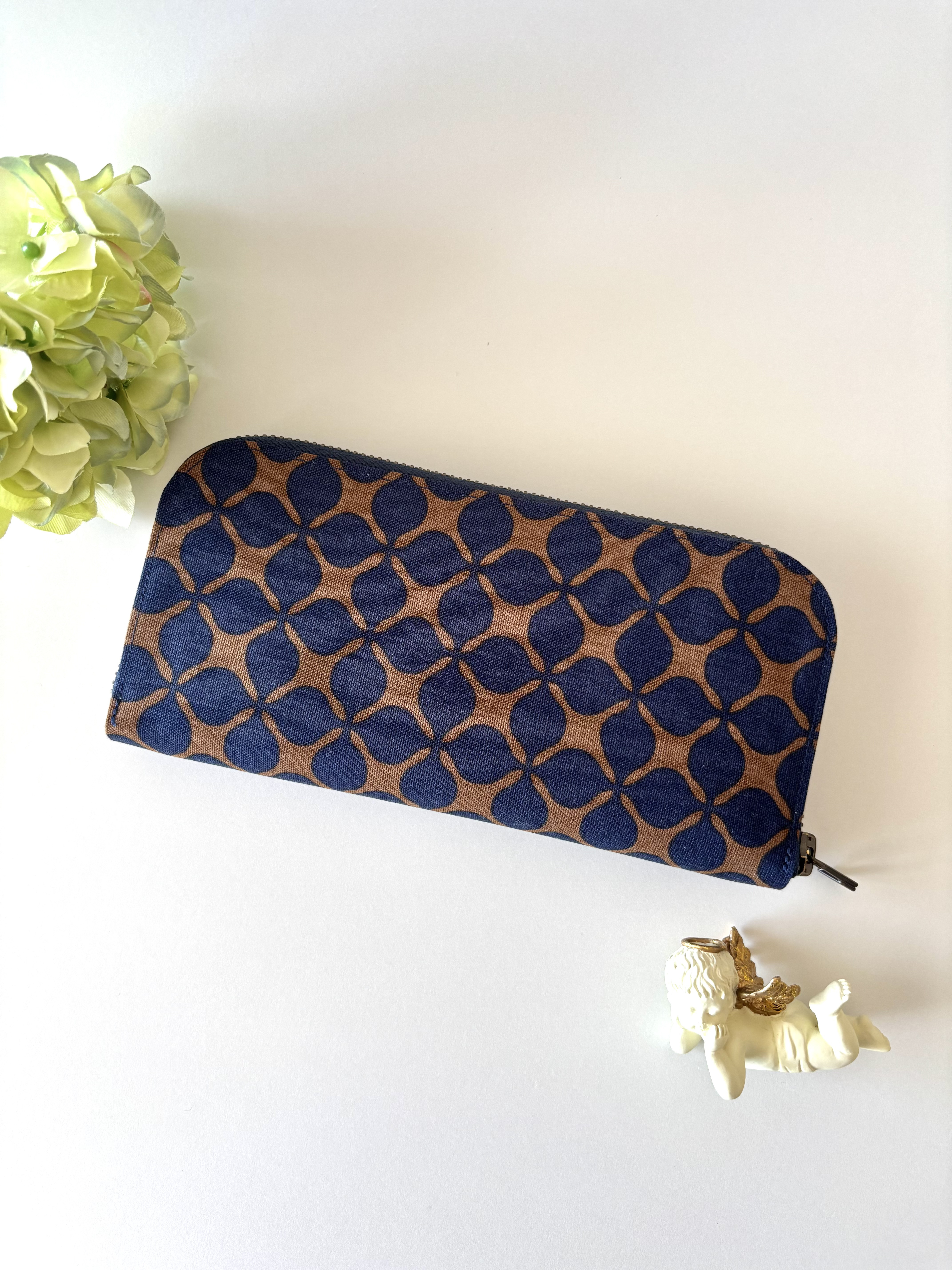 かわいい布で作った長財布　軽量なのに大容量！キャロル柄