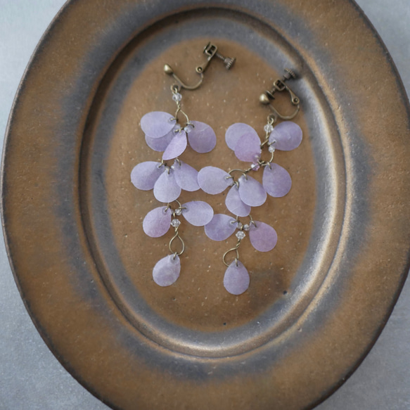 和紙の花「大和の藤」 イヤリング/ピアス 藤色　紫　パープル 2枚目の画像