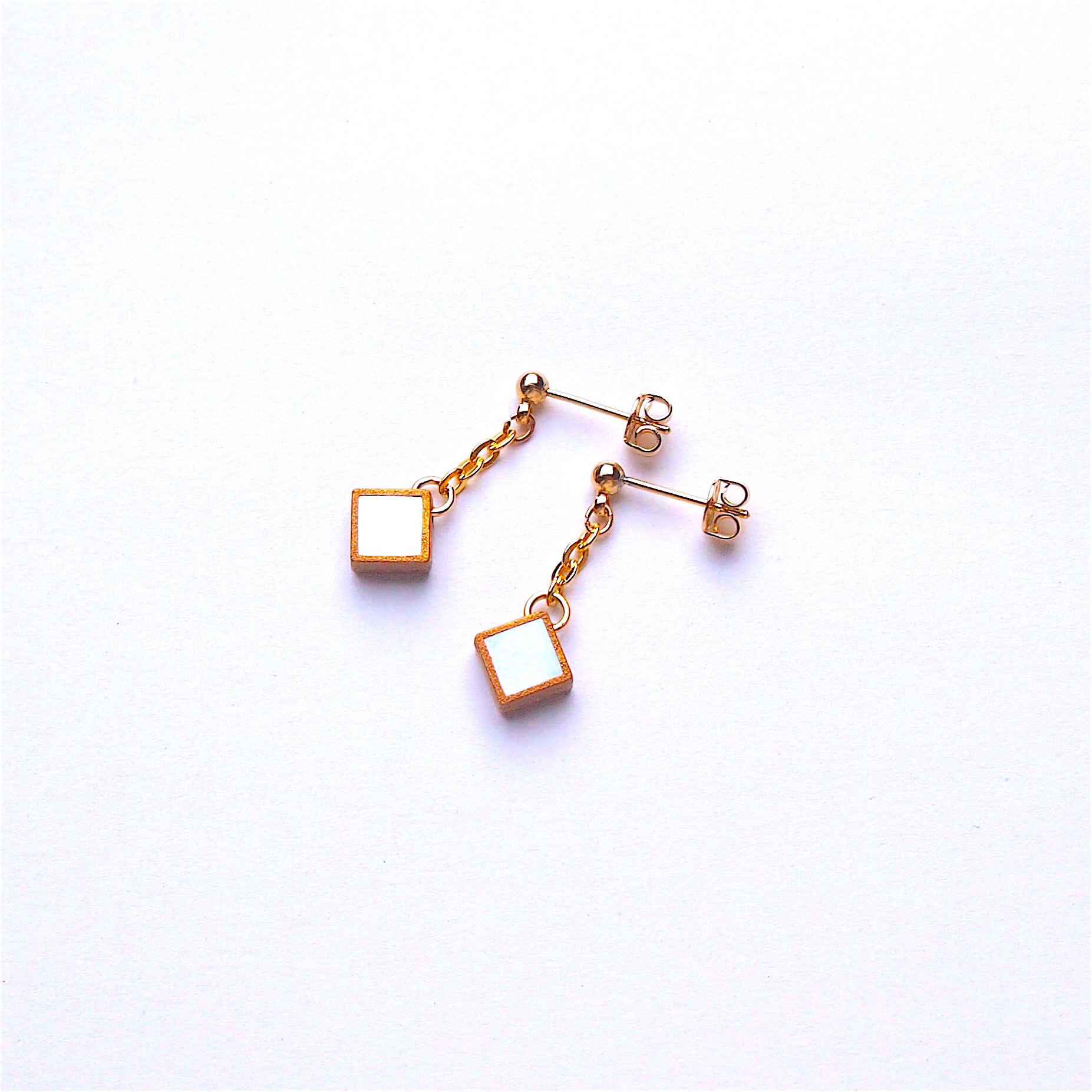 Shell&Timber Pierce 〜Maki-e du coquillage〜 Paduk