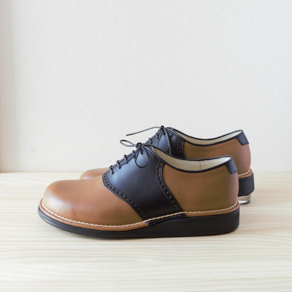 《E》オーダーメイドの革靴 毎日履きたい心地良さ 自分好みに選べる楽しさ　サドルE-2 1枚目の画像