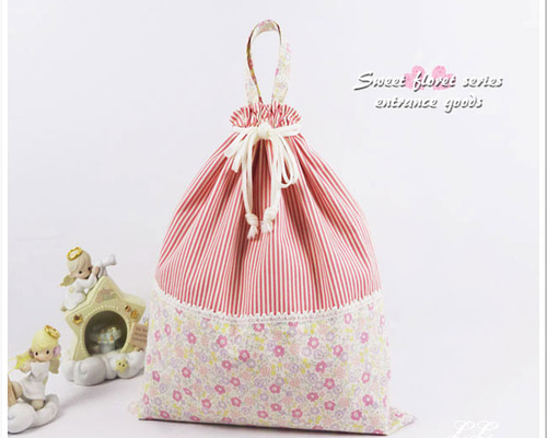 体操服袋/お着替え袋　ハンドメイド　小花柄 704dc35ac502366e11a1b5bd3ada3c