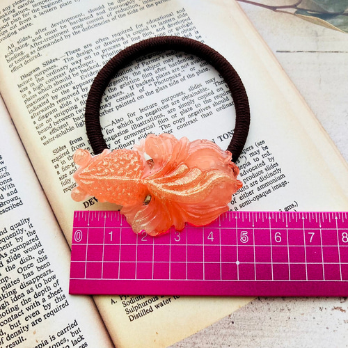 金魚レジンヘアゴムレトロカラー