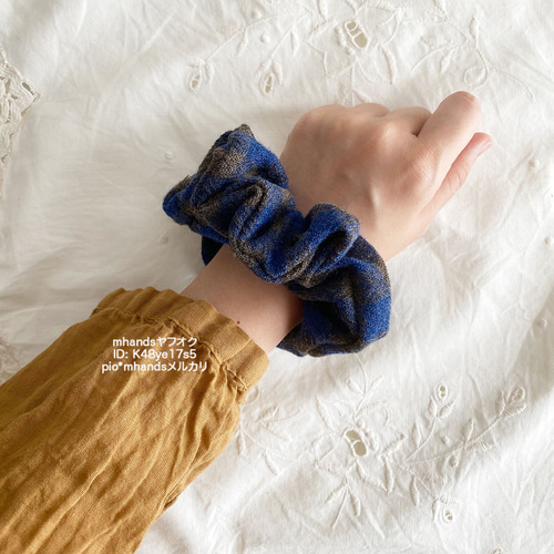 専用❤︎ベーシックチェック×ネイビーグリーン❤︎チャーム付きシュシュ ふんわりシュシュ チャーム付き グリーンチェック - mi-ma-ribbon'S