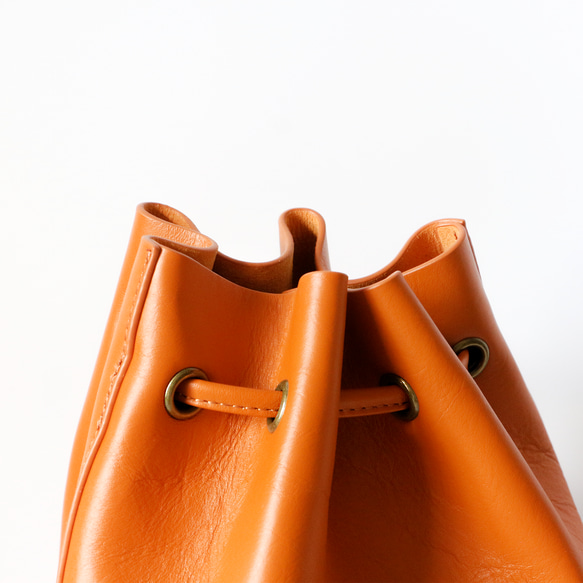 シンプルな牛革巾着バッグ斜め掛けショルダーバッグポーチ袋付きオレンジ色 7枚目の画像