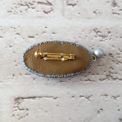 SALE  Brooch　ビーズ刺繍　オーバル（K0834) 3枚目の画像