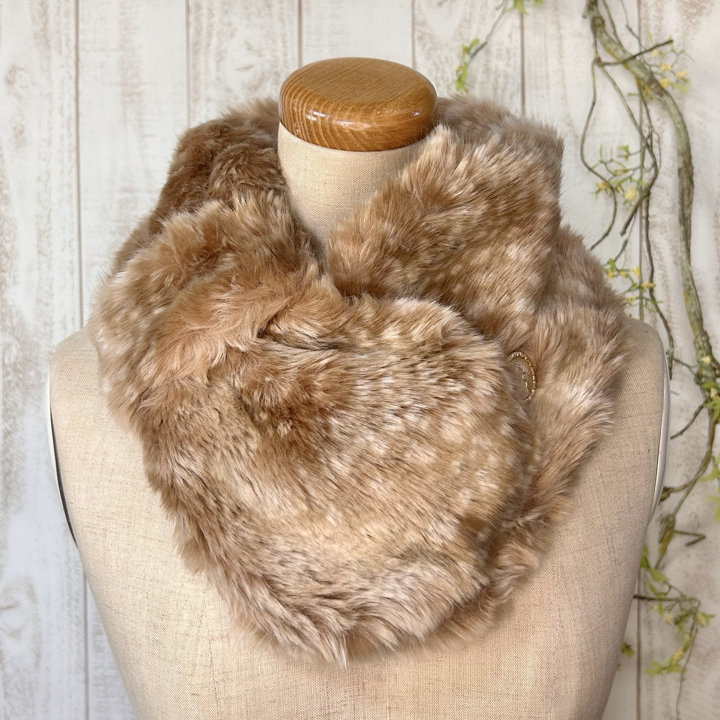 バンビファーマフラー（ブラウンベージュ） 5,159円