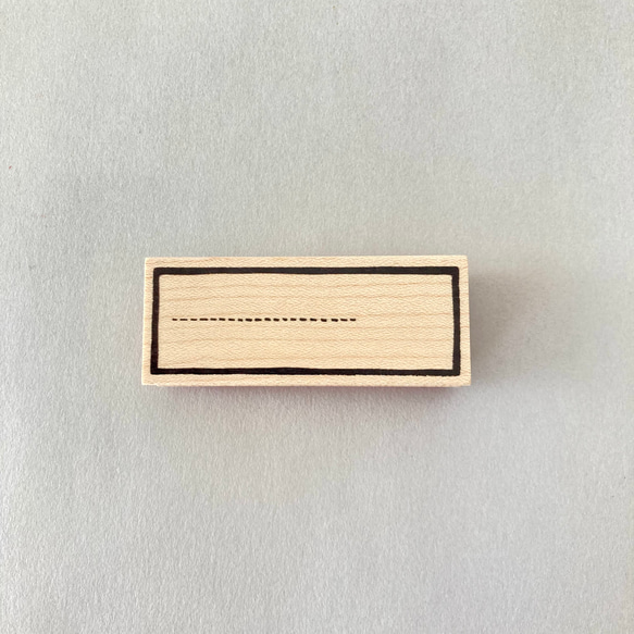 流行 * 可以任何方向（垂直、水平、左側或右側）使用的雙線框架 [橡皮圖章] 第1張的照片