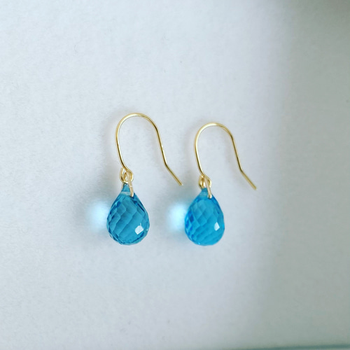 ベビースイスブルートパーズ 1粒ピアス k18 》天然石 最高級 スイスブルートパーズの一粒ピアス ピアス