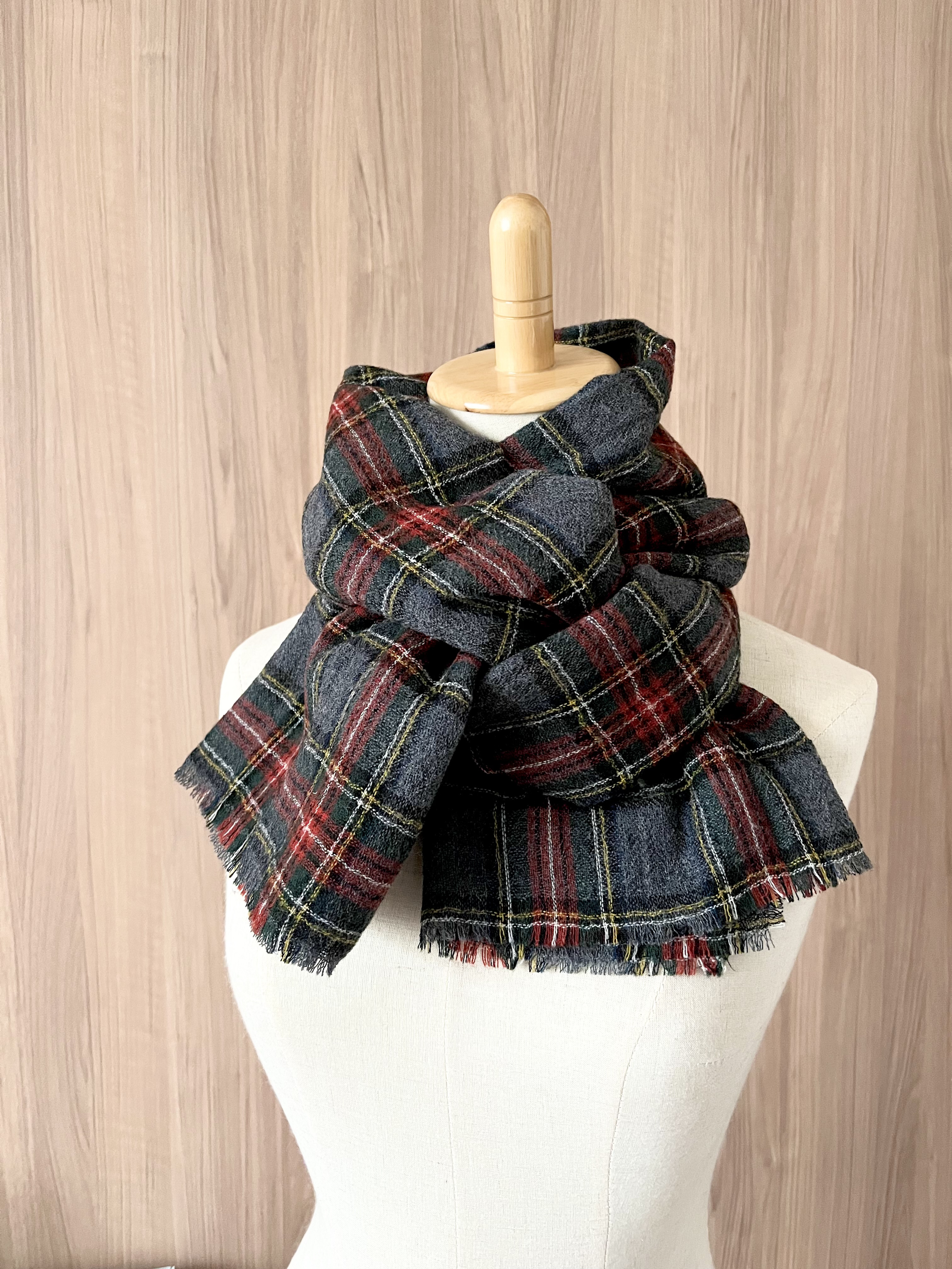 7863*手染め ふんわりダブルガーゼマフラー 赤と桃色の2色set 2枚セット ふんわりダブルガーゼマフラー 赤と桃色の2色set 2枚セット 7863*手染め