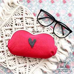 ⭐️130個売れてます⭐️ ピンク リネン ハート がま口 コスメ メガネケース ポーチ ♥ 1枚目の画像