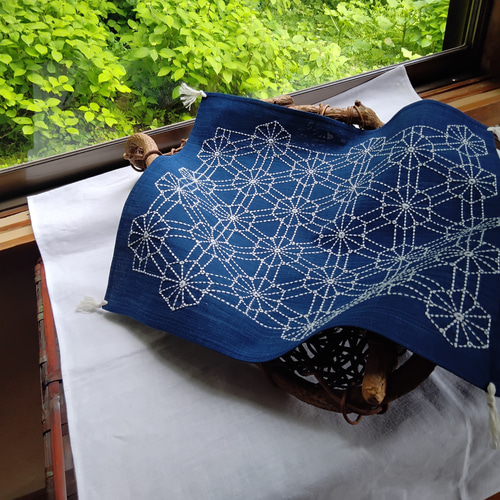 刺し子 クロス 自由クロス（ 正藍染め 雪形亀模様 ） その他